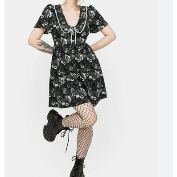 Disturbia Dresses & Skirts - Disturbia | Nightbloom Collared Mini Dress | Sz 12